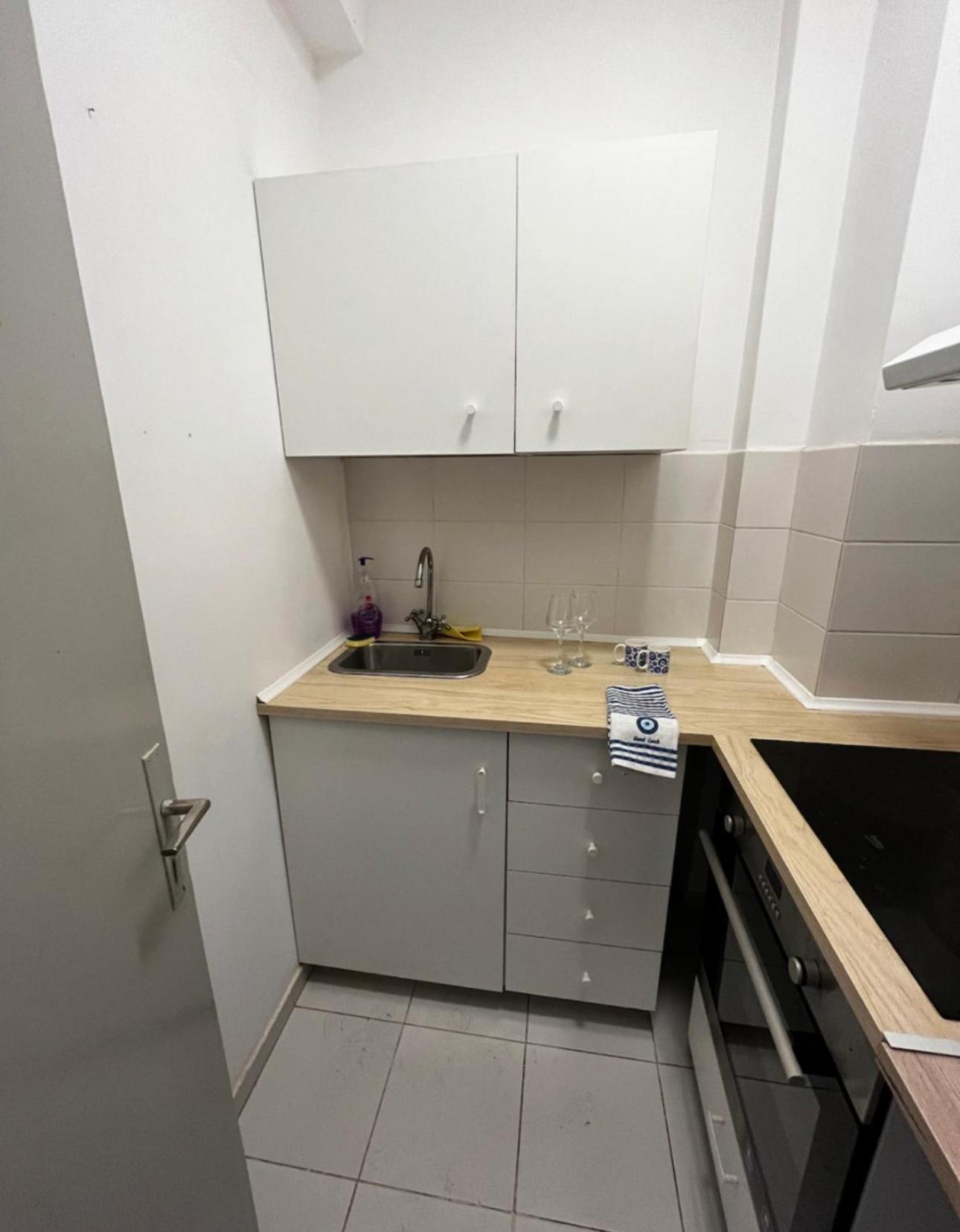 Lifestyle In The Center Apartment บูคาเรสต์ ภายนอก รูปภาพ